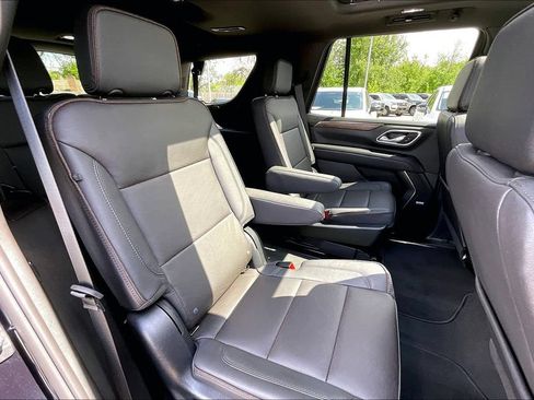 Used 2023 Chevrolet Tahoe High Country w/ Premium Package AWD/4WD image 38