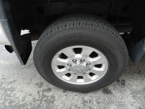 Used 2015 GMC Sierra 2500 SLT w/ Duramax Plus Package AWD/4WD image 25