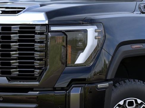 New 2026 GMC Sierra 3500 Denali Ultimate AWD/4WD image 10