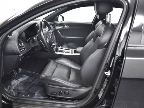 Used 2019 Kia Stinger GT image 13