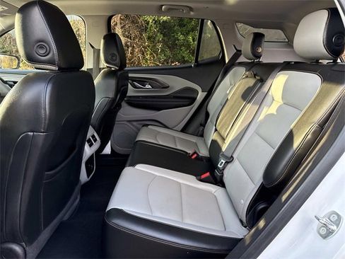 Used 2018 GMC Terrain SLT w/ Infotainment Package II image 9