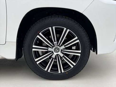 Certified 2021 Lexus LX 570 4WD w/ Luxury Package image 31