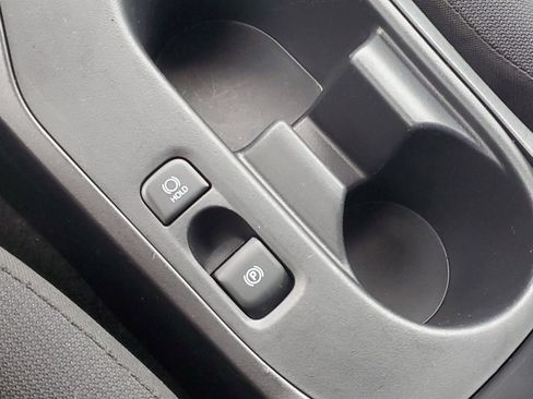 Certified 2025 Toyota Corolla LE image 31