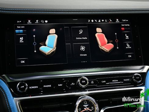 Used 2025 Bentley Flying Spur Plug-In Hybrid image 40