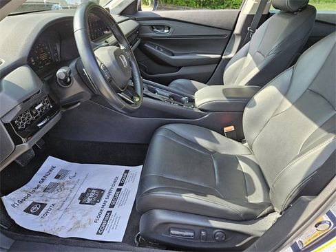 Used 2023 Honda Accord EX-L image 8
