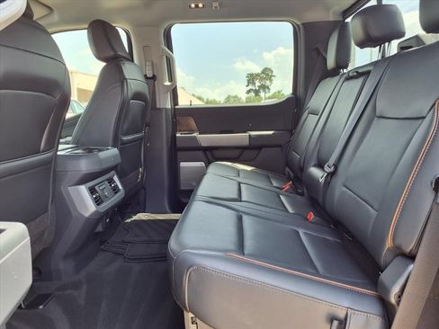 Used 2026 Ford F350 Lariat AWD/4WD image 14