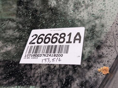 Used 2019 GMC Sierra 1500 SLT w/ SLT Convenience Package image 10