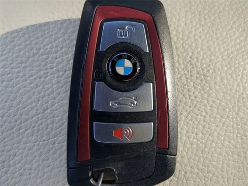 Used 2016 BMW 428i xDrive Convertible image 28