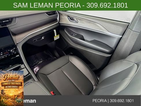 New 2025 Jeep Grand Cherokee L Limited image 24