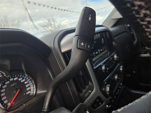 Used 2018 GMC Sierra 1500 SLT image 16