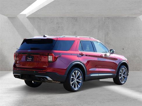 Certified 2025 Ford Explorer Platinum w/ Ultimate Package image 3