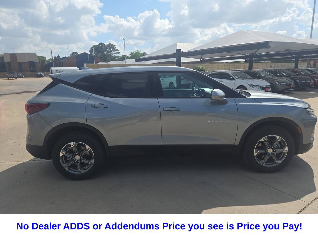 Used 2025 Chevrolet Blazer LT AWD/4WD image 6