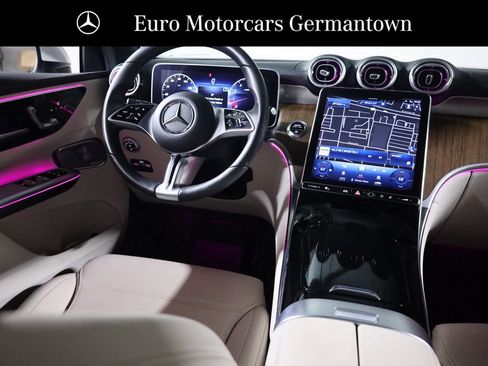 Used 2023 Mercedes-Benz GLC 300 4MATIC image 42