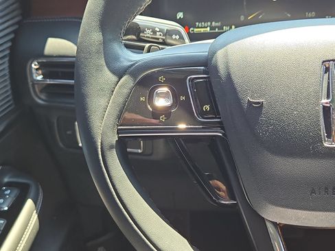 Used 2022 Lincoln Corsair Reserve FWD image 21