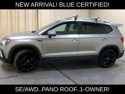 Used 2022 Volkswagen Taos SE w/ Panoramic Sunroof Package FWD image 6