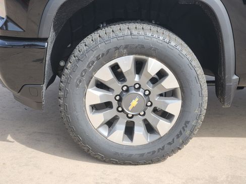 New 2026 Chevrolet Silverado 2500 Custom w/ Custom Value Package image 18