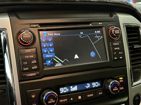 Used 2017 Nissan Titan SL image 13