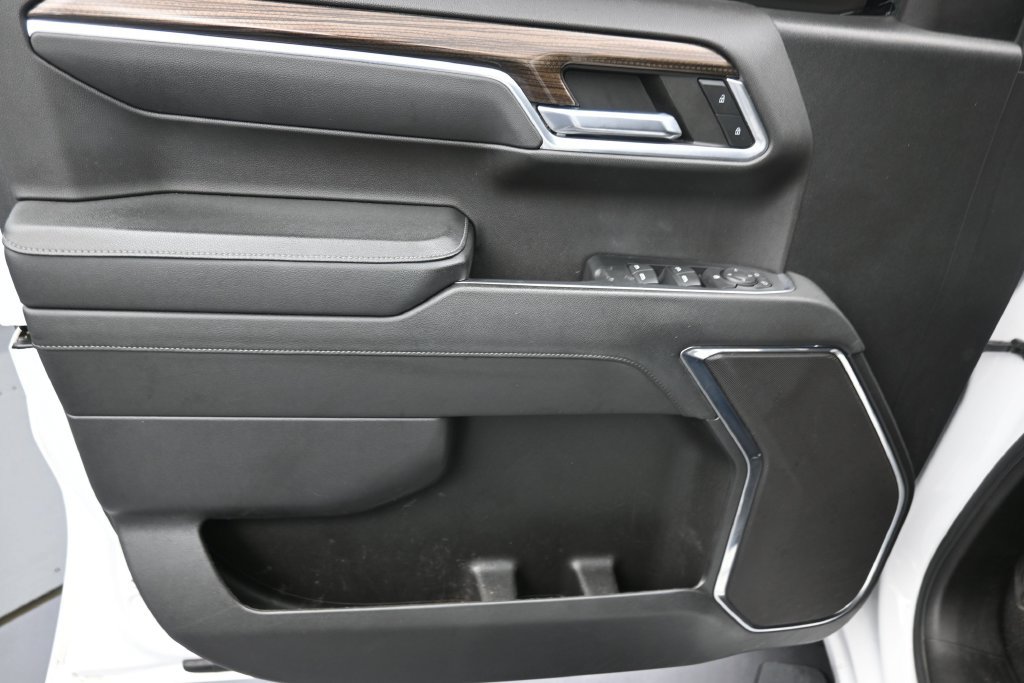 Used 2023 Chevrolet Silverado 1500 LT RWD image 11