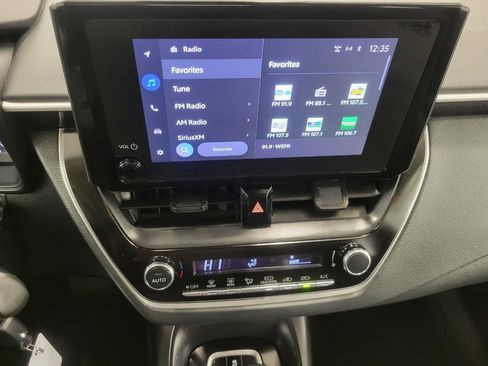 Used 2024 Toyota Corolla LE image 7