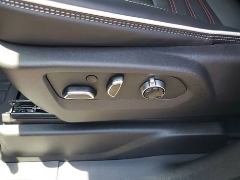 Used 2025 GMC Yukon XL AT4 Ultimate w/ LPO, Floor Liner Package AWD/4WD image 7