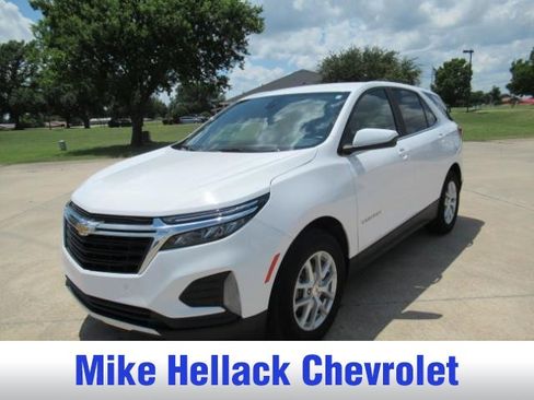 Used 2024 Chevrolet Equinox LT w/ LPO, Floor Liner Package FWD image 2