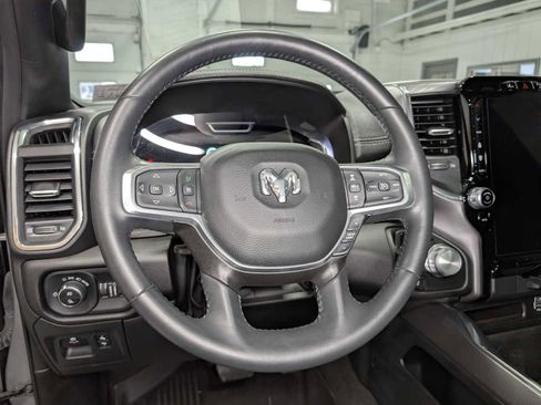 Used 2024 RAM 1500 Laramie image 39