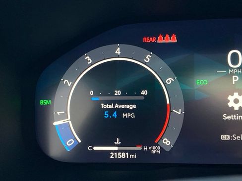 Used 2025 Toyota RAV4 Limited FWD image 18