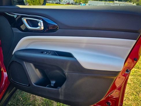 New 2026 Jeep Compass Limited AWD/4WD image 40