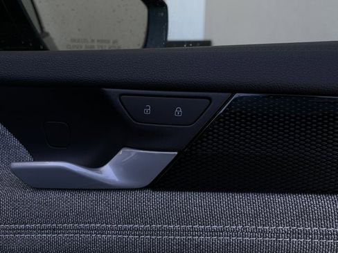 New 2025 Volkswagen Tiguan S image 26