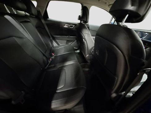 Used 2023 Kia Sportage EX image 30