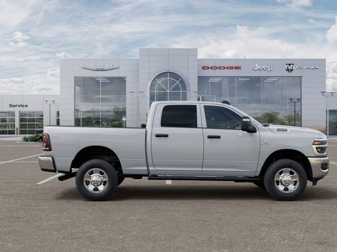 New 2026 RAM 2500 Tradesman AWD/4WD image 22