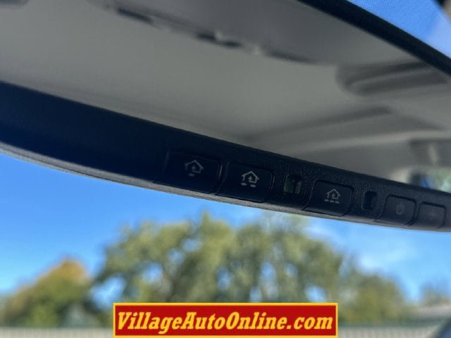 Used 2016 Subaru Forester 2.5i Touring w/ Popular Package #2 AWD/4WD image 17