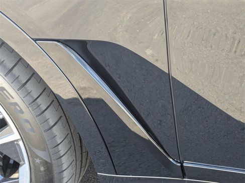 New 2026 BMW X7 M60i image 36