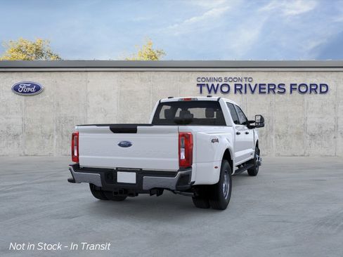 New 2026 Ford F350 4x4 Crew Cab DRW Super Duty image 8