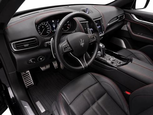 Used 2022 Maserati Levante Modena S AWD/4WD image 8