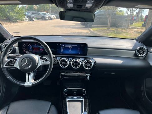 Used 2025 Mercedes-Benz CLA 250 image 12
