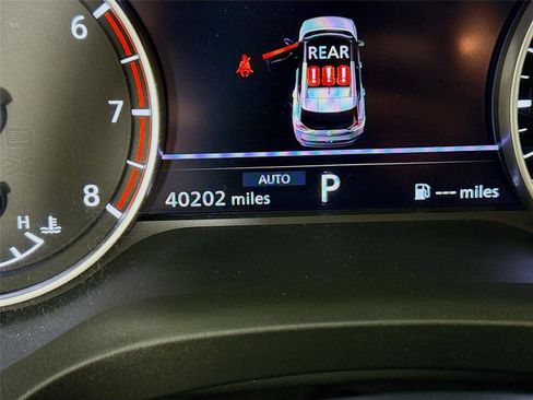 Used 2023 Nissan Rogue SV image 13