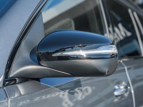 New 2026 Mercedes-Benz GLS 450 4MATIC image 17