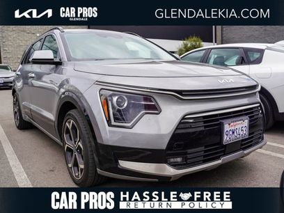 Used 2023 Kia Niro EX Touring