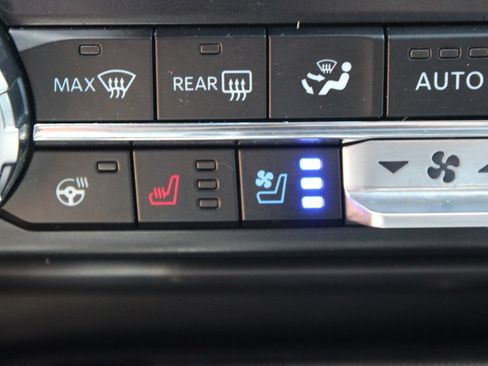 Used 2023 Ford F150 Lariat AWD/4WD image 58