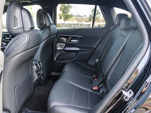 New 2026 Mercedes-Benz GLC 300 4MATIC image 18