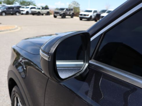 Used 2025 Kia Telluride S AWD/4WD image 17