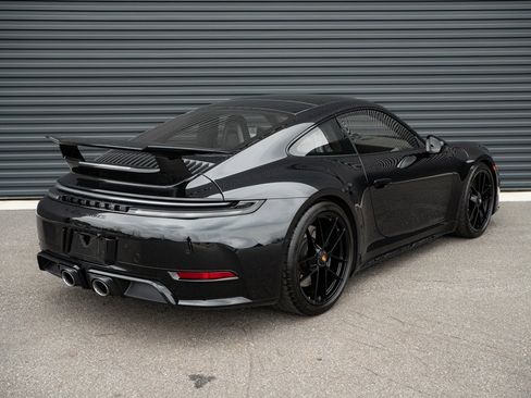 Certified 2026 Porsche 911 Carrera GTS image 26
