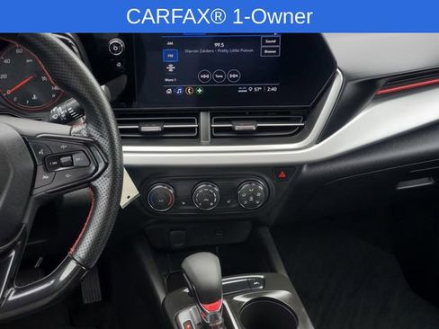 Certified 2024 Chevrolet Trax RS w/ Sunroof Package FWD image 30