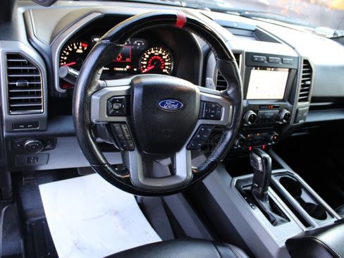 Used 2018 Ford F150 Raptor w/ Equipment Group 802A Luxury image 9