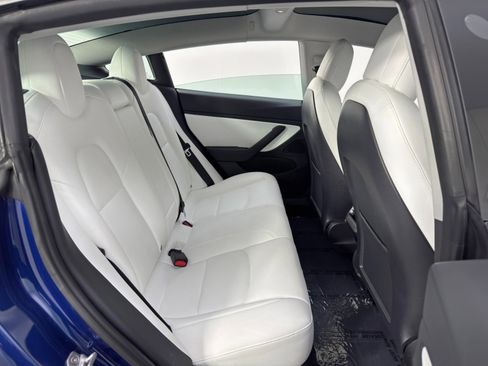 Used 2021 Tesla Model 3 Standard Range Plus image 41