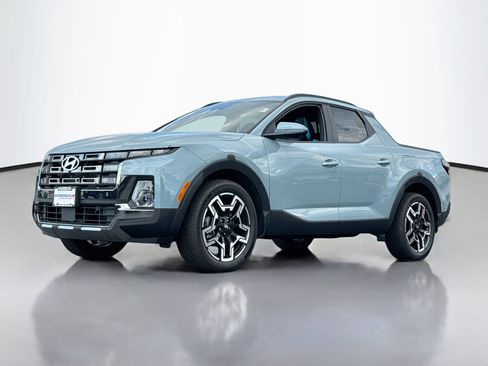 Used 2025 Hyundai Santa Cruz Limited AWD/4WD image 3