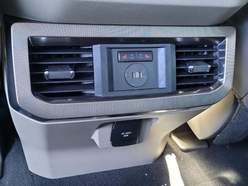 New 2025 Ford F350 Platinum w/ Platinum Plus Package image 8