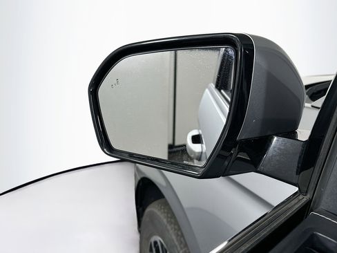 Used 2024 Ford Expedition Max XLT image 16