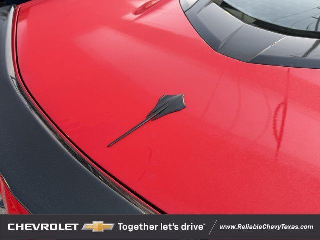 Used 2025 Chevrolet Corvette Stingray Coupe w/ 1LT RWD image 34